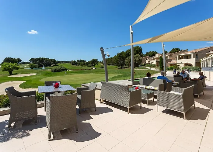Madame Vacances Domaine Du Provence Country Club Service Premium